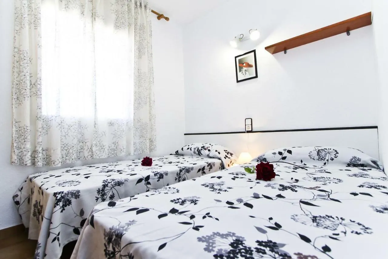 Pentathlon 2 Planet Costa Dorada Apartamento Salou